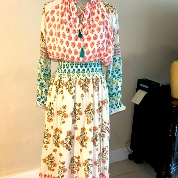 chinese dress ladies Dex Bubble Sleeve Elastic Waist Maxi Dress – Locke's Lifestyle, Sporting &  Outdoor Adventures main image 1